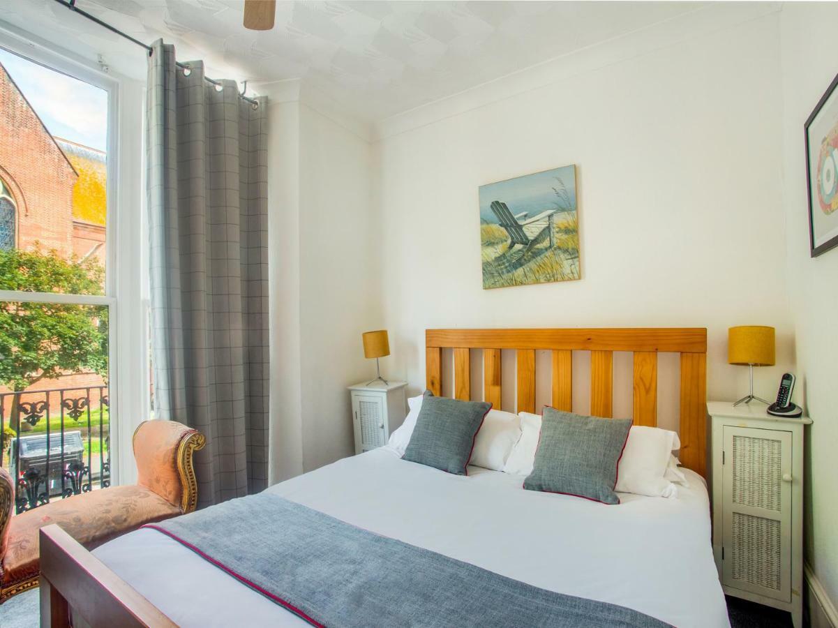 Oyo Avalon Lifestyle Guest House 브라이턴 외부 사진