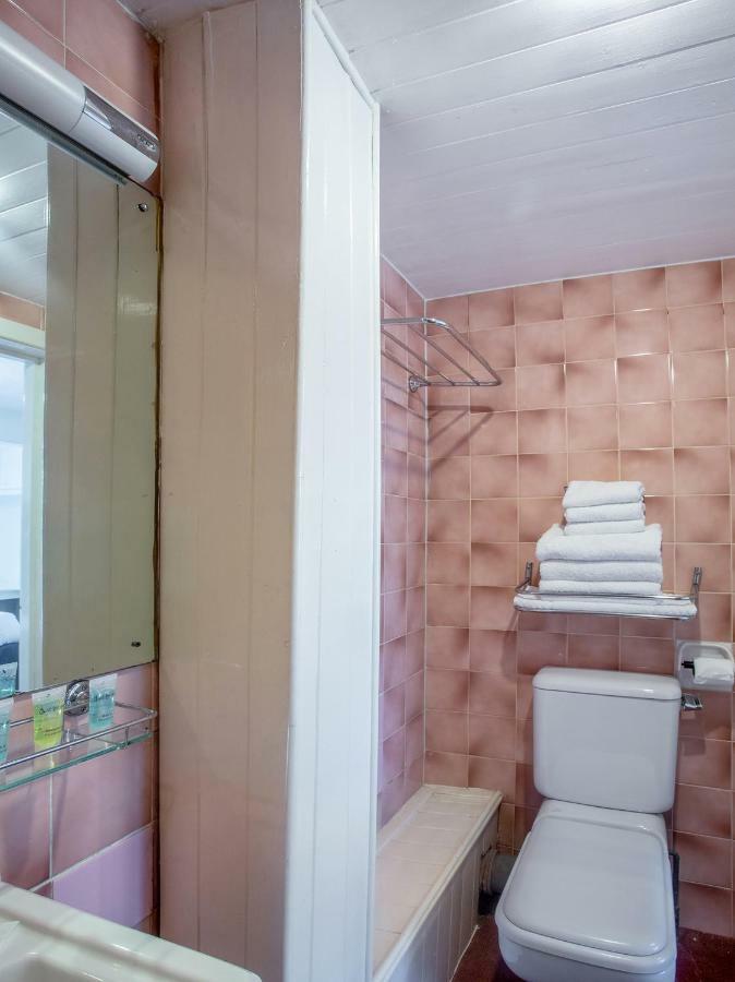 Oyo Avalon Lifestyle Guest House 브라이턴 외부 사진